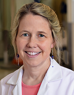 photo of Emily Altman, PT, DPT, CHT, OCS, CLT-LANA