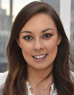 photo of Muireann Nic Eochaidh, PT