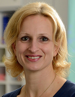 photo of Magdalena Oledzka, PT, PhD, DPT, MBA, PCS, c/NDT
