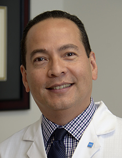 photo of Roberto Garcia, MD